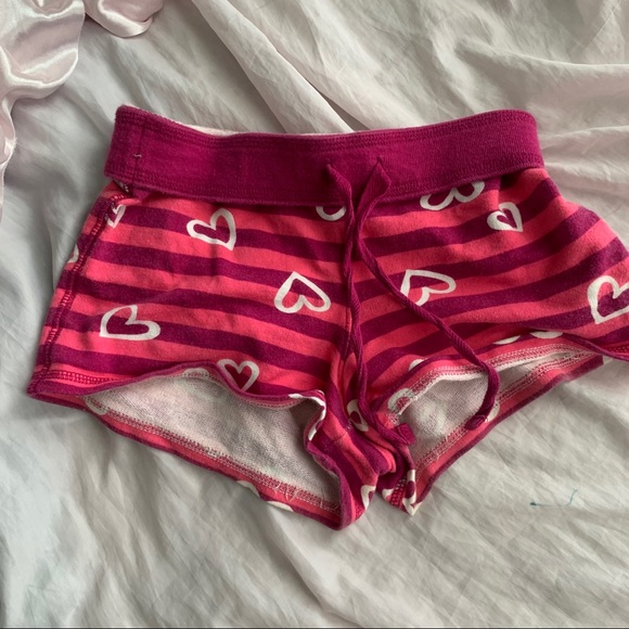 Pink striped heart lounge shorts - Picture 1 of 6